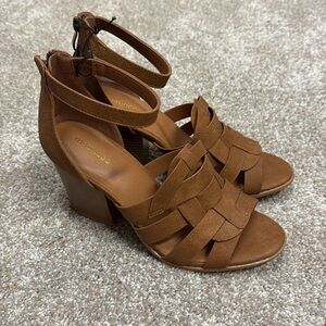 Maurice’s heeled sandals